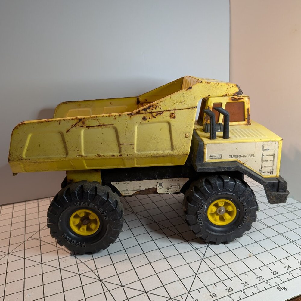 Vintage 1980s Tonka Turbo-Diesel Mighty Dump Truck Steel Yellow #3900